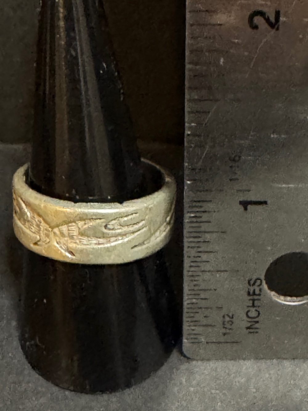 Engraved Sterling Silver Band Ring with Leaf Motif